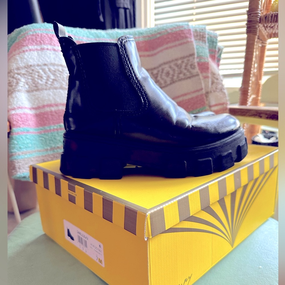 Circus NY Black Boots